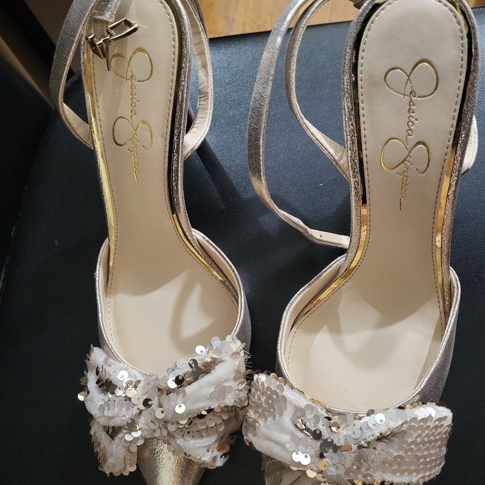 Brand new Jessica Simpson gold stilleto heels